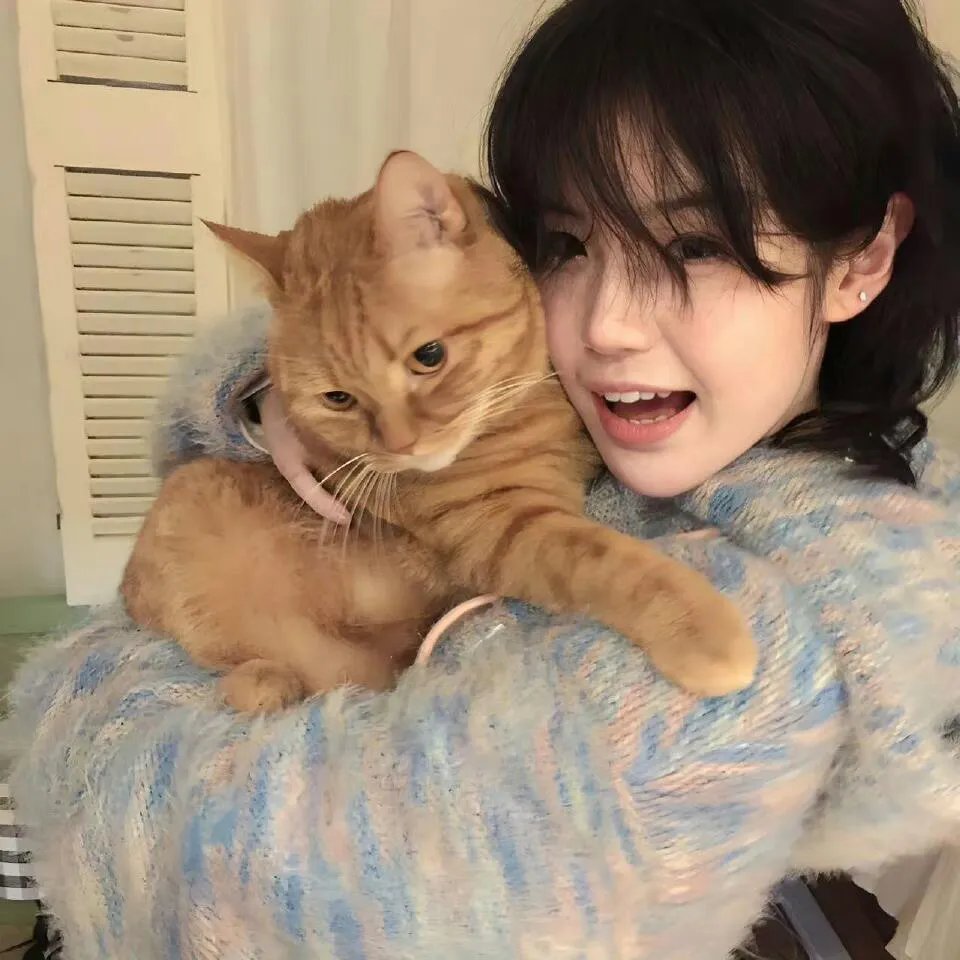 初恋竟是我女儿班主任情书未泛黄